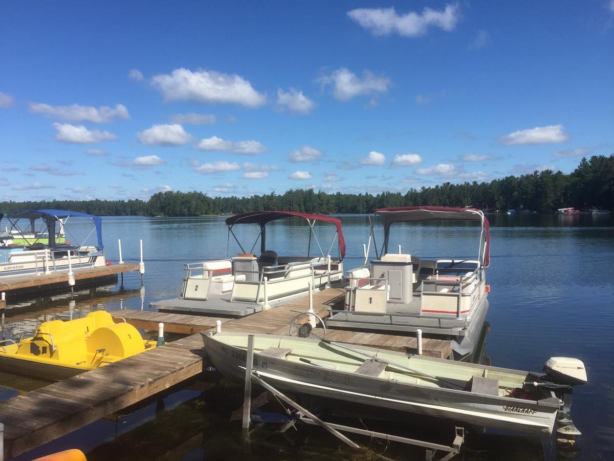 Clear Lake Resort West Branch Buitenkant foto