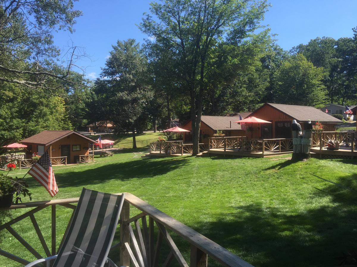 Clear Lake Resort West Branch Buitenkant foto