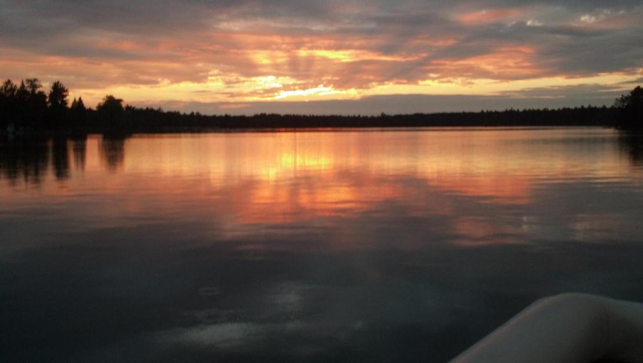 Clear Lake Resort West Branch Buitenkant foto