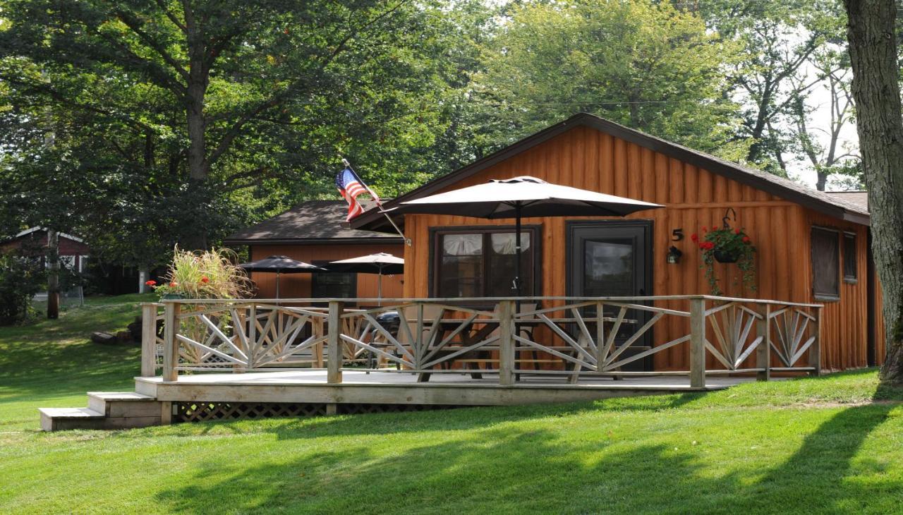 Clear Lake Resort West Branch Buitenkant foto