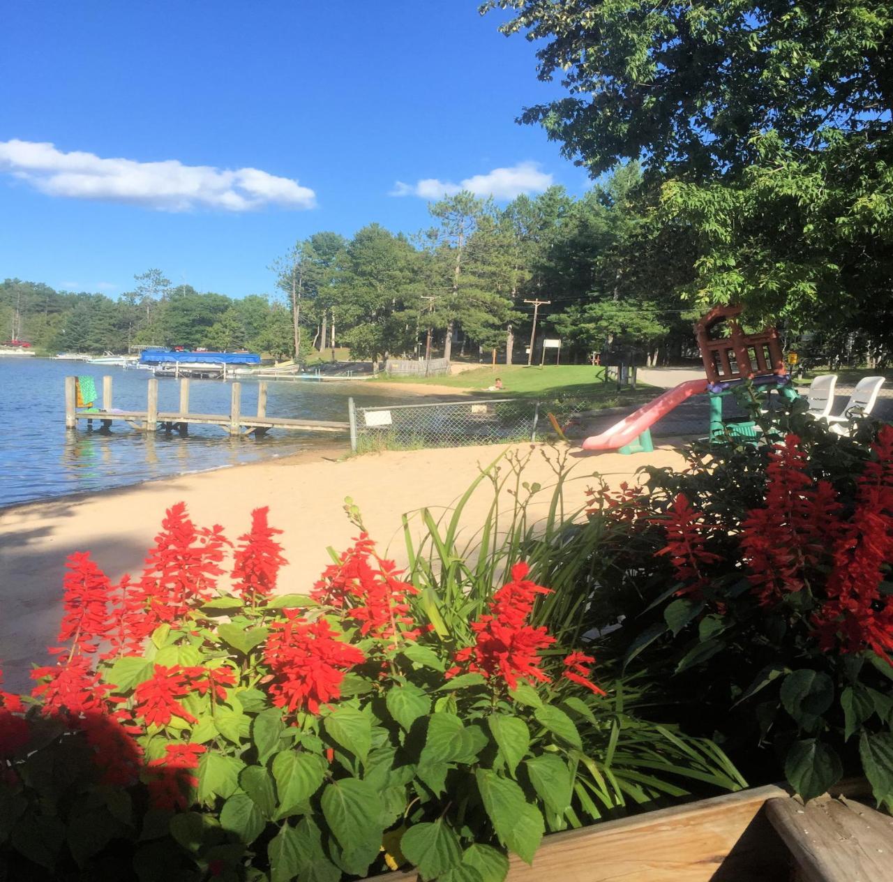 Clear Lake Resort West Branch Buitenkant foto